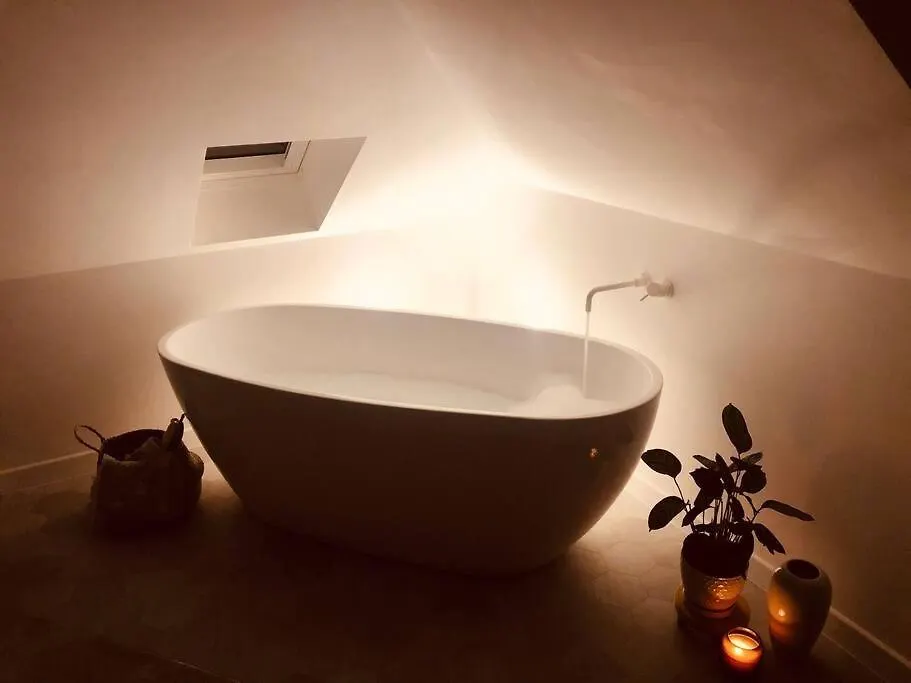 Kaimes Kip: Stylish Edinburgh Five Bedroom Home