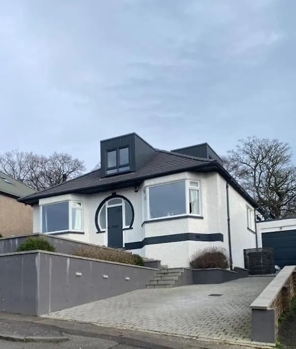 Kaimes Kip: Stylish Edinburgh Five Bedroom Home Holiday home