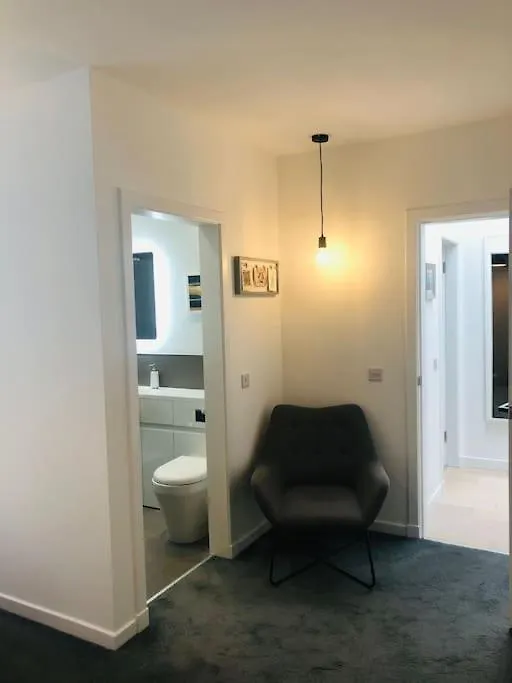 Kaimes Kip: Stylish Edinburgh Five Bedroom Home Holiday home