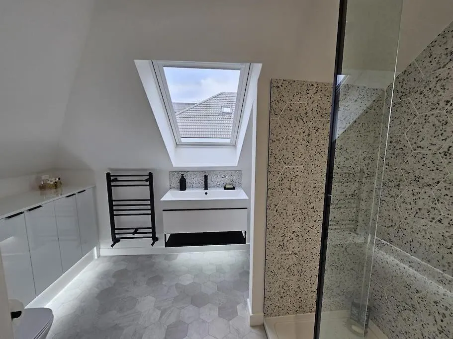 Holiday home Kaimes Kip: Stylish Edinburgh Five Bedroom Home