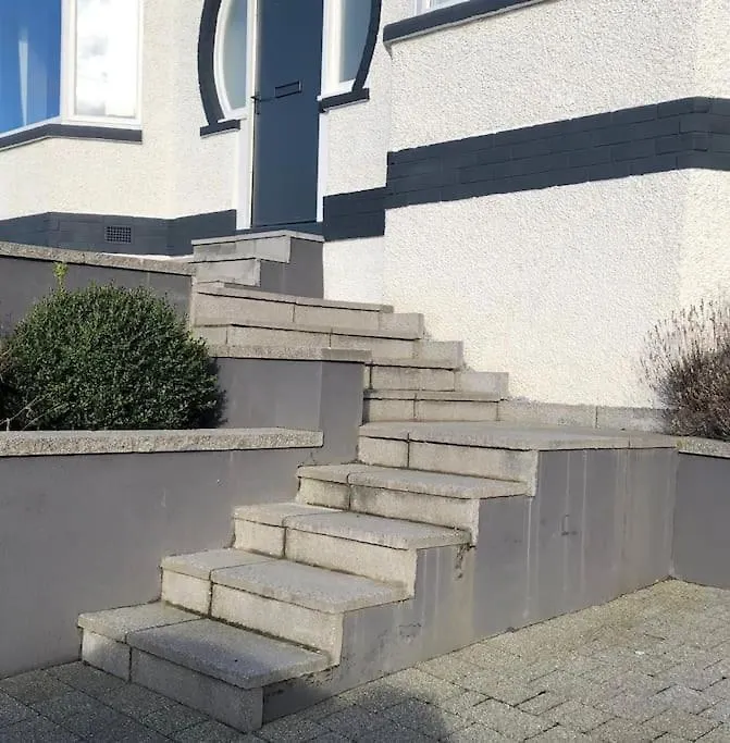 Holiday home Kaimes Kip: Stylish Edinburgh Five Bedroom Home
